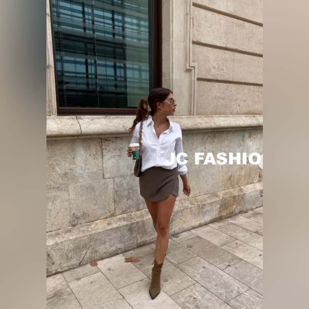 NEW‼️ ZARA HIGH WAISTED SKORT IN TAUPE SIZE XS